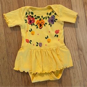 ⭐️HP⭐️Hand painted dress🌸